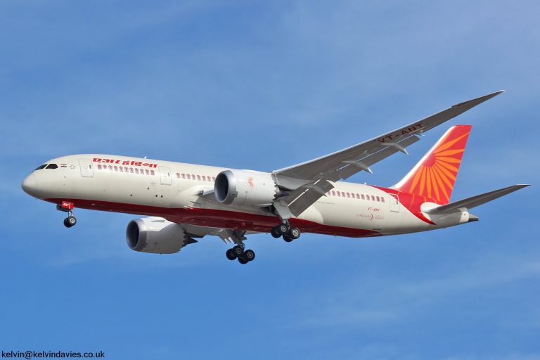 Hindistan Zararın İçinde Boğulan Air India’yı Satmak İstiyor