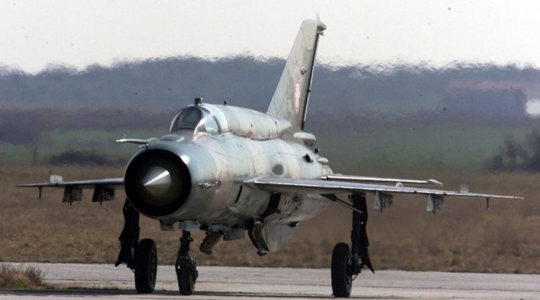 Düşen Suriye Uçağının Pilotu Bulundu
