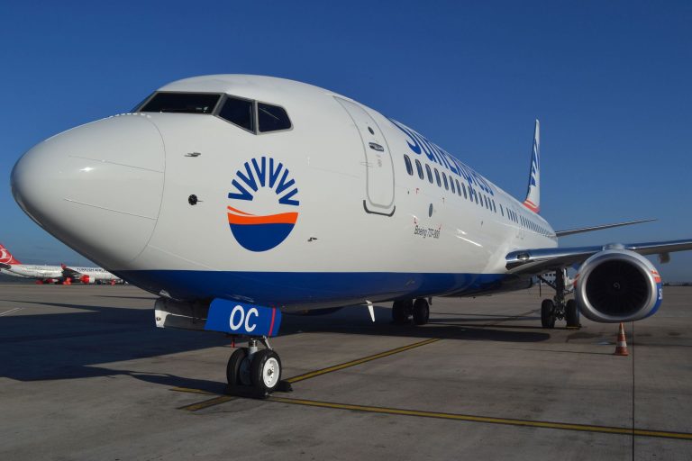 Sunexpress 2017’nin İlk Uçağını Teslim Aldı