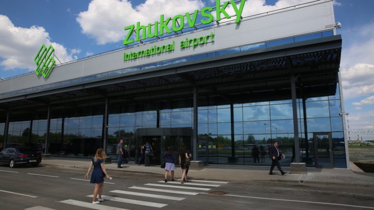 Jukovskiy havalimanından Antalya’ya charter seferler başladı