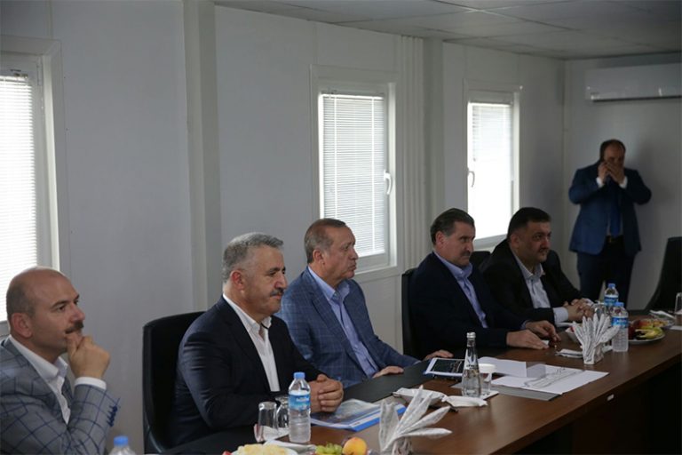 Cumhurbaşkanı Erdoğan dolgu sahasını inceledi