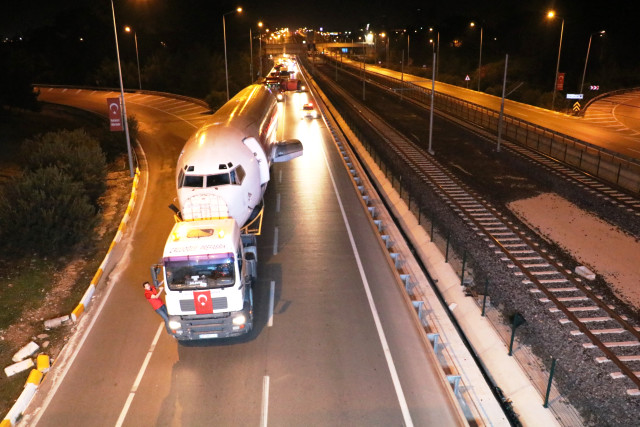 Antalya’da Karayolunda Şaşırtan Görüntü