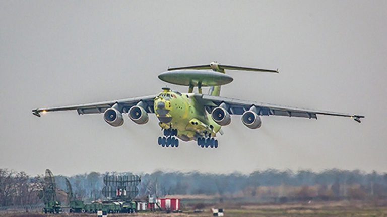Rusların yeni havadan erken uyarı uçağı A-100 ilk uçuşunu gerçekleştirdi