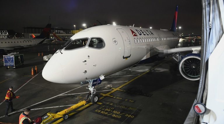 Delta savaş çıkartan siparişi A220 ile ticari seferlere başladı