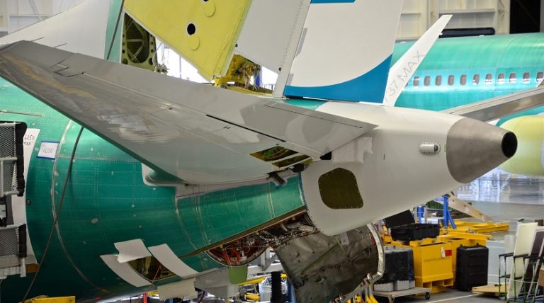 Hatayı kabul eden Boeing, MAX üretimini azaltıyor