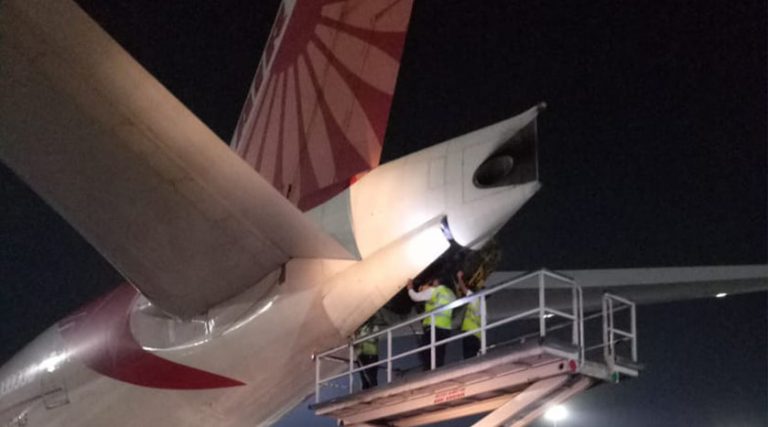 Air India uçağında yangın çıktı