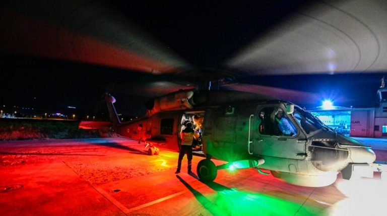 Deniz Kuvvetleri Helikopteri Bu Kez Kız Çocuğu İçin Havalandı
