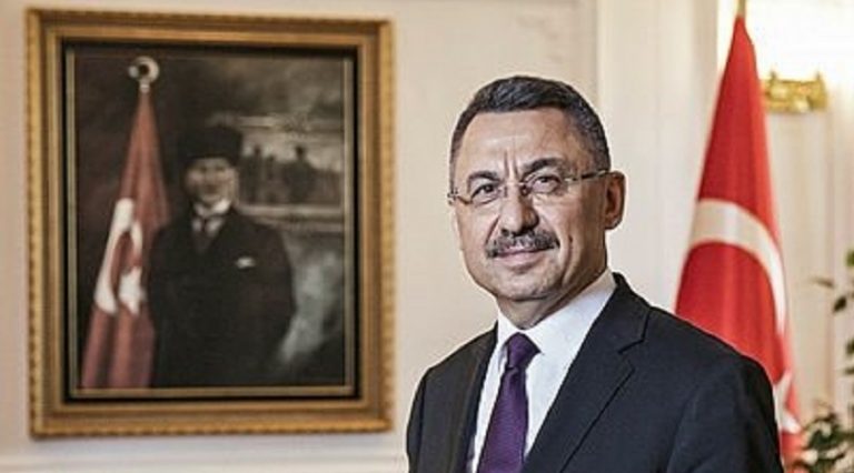 “Türkiye karar vermeli” diyen Pence’e, Cumhurbaşkanı Yardımcısı Oktay’dan yanıt