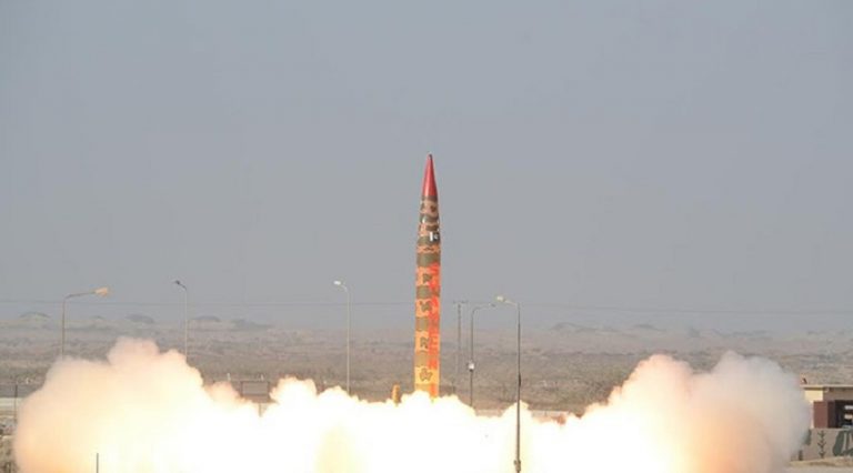 Pakistan’ın balistik füze denemesi başarıyla sonuçlandı