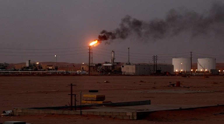 Husilerden Suudi petrol tesislerine İHA saldırısı