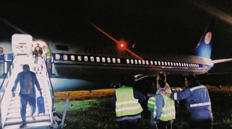 Belavia uçağı Kiev’de pistten çıktı