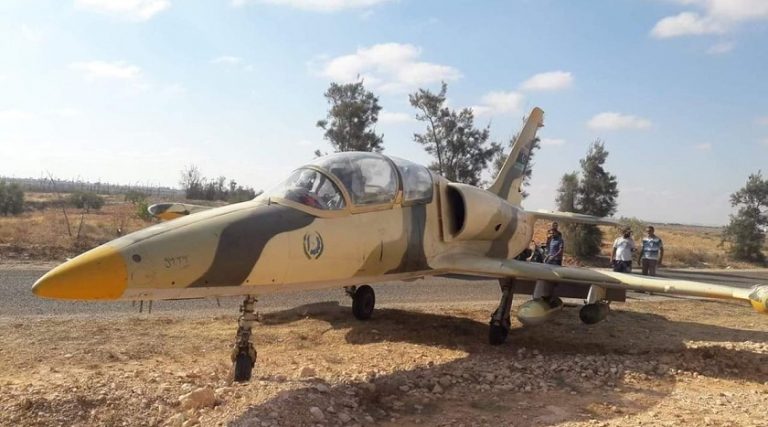 Libya’ya ait savaş uçağı Tunus’ta yola indi