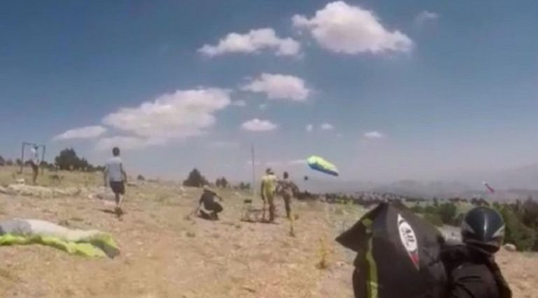 Yamaç paraşütü kazası amatör kamerada