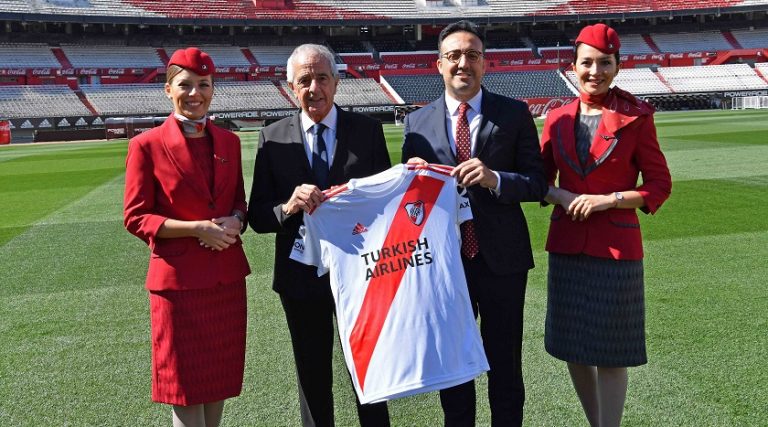 Türk Hava Yolları, River Plate futbol takımına sponsor oldu