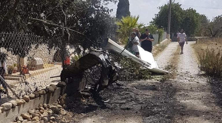 İspanya’da uçak ve helikopter havada çarpıştı: İkisi çocuk, 7 ölü