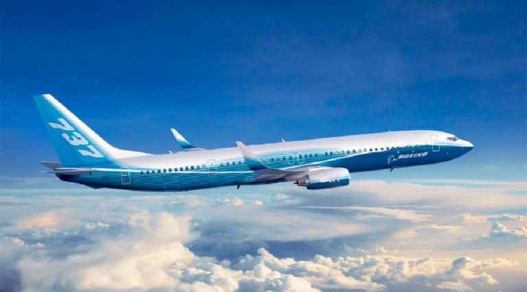 Boeing, gövdelerindeki çatlaklar nedeniyle 50 uçağı seferden çekti