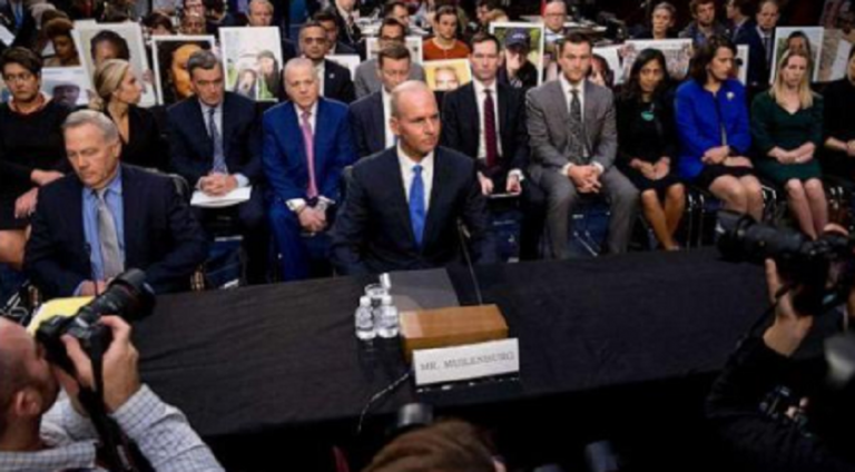 Boeing CEO’su, 737 MAX kazası nedeniyle istifa edip etmeyeceği sorusuna yanıtı, “odak noktam orası değil” oldu