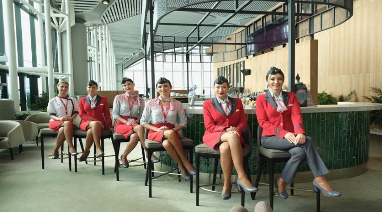 Atlasglobal Hava Yolları, yeni kabin üniformalarıyla ilk kez uçtu