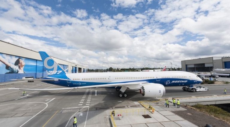 ‘787 Dreamliner’ uçaklarında oksijen sistemlerinde arıza olduğu iddiası