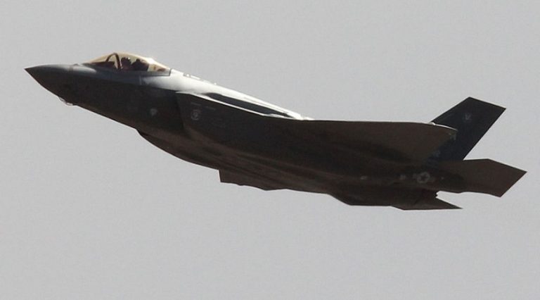Polonya, ABD’den 32 adet F-35 alıyor