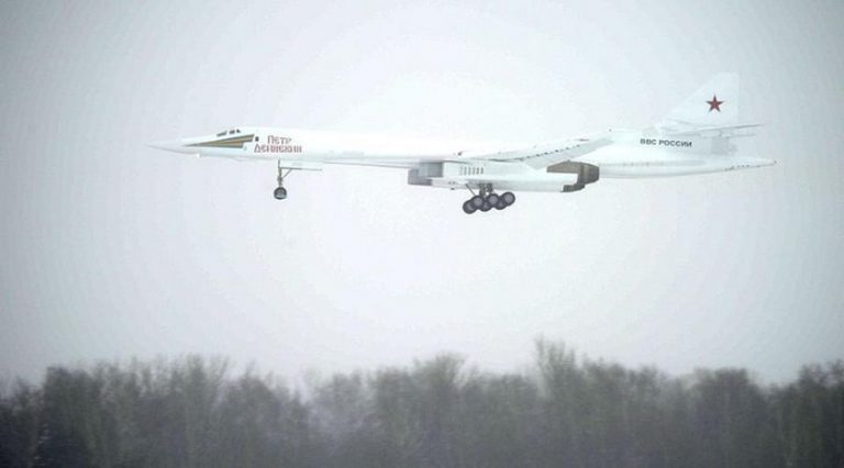 Modernize edilmiş Tu-160M’nin ilk test uçuşu gerçekleştirildi