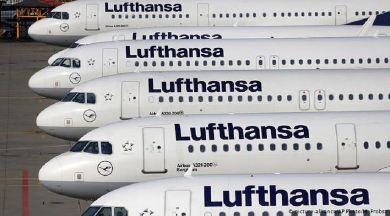 COVİD19: Yere çekilen Lufthansa uçakları görüntülendi
