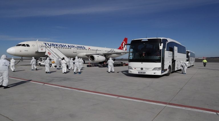 COVİD19: Yurt dışındaki vatandaşlar İstanbul Havalimanı’na gelmeye başladı