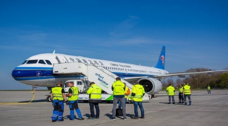 Airbus ürettiği uçakları teslim edemeyince alternatif havaalanlarına park edildi