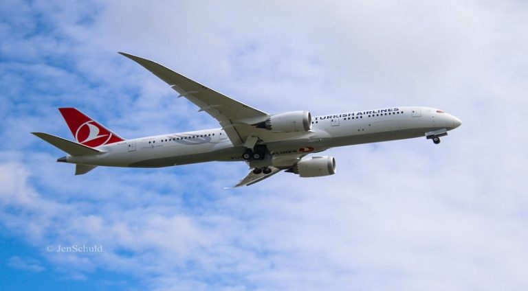 Türk Hava Yolları’nın sipariş ettiği B787-9 test uçuşunu gerçekleştirdi