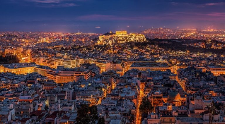 Yunanistan 15 Haziran’da turizme açılıyor: 29 ülkelik listede Türkiye hariç tüm komşulara izin var