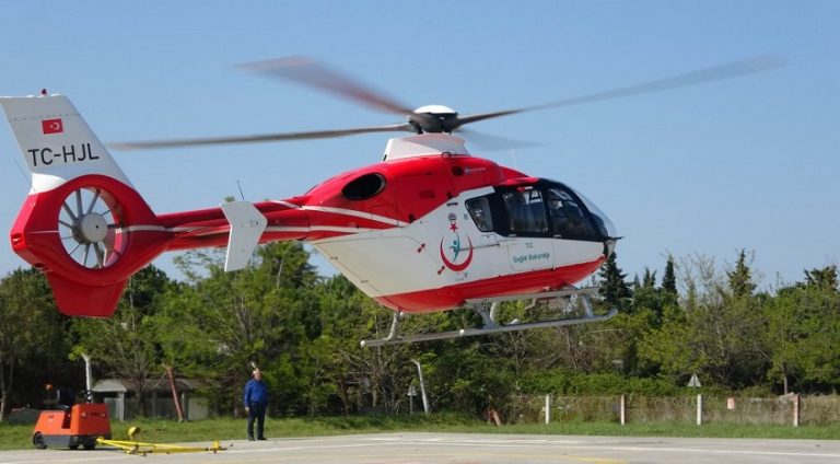 Samsun’da şaşkınlık yaratan olay, tarla sahibi ambulans helikoptere iniş izni vermedi!