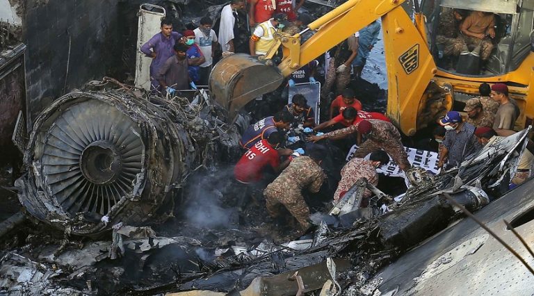 Pakistan Uluslararası Havayolları’nın Airbus 320 Uçağının Düşüşü Sonrası Karakutuların Emniyete Alınarak Korunması Hayati Derecede Önemlidir