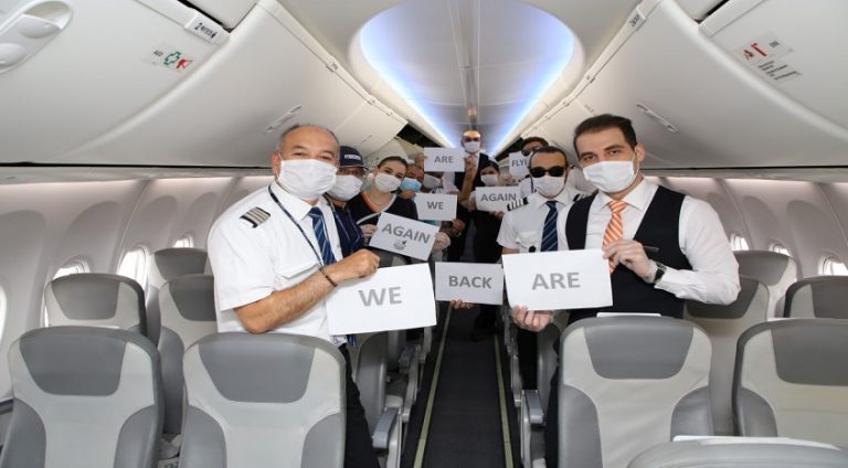 SunExpress’ten ilk uçuşlara özel su takı