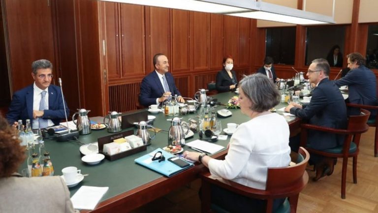 Türk heyetinin Almanya ziyaretinde bölgesel düzeltme ve gurbetçiye sınırlı serbestlik çıktı