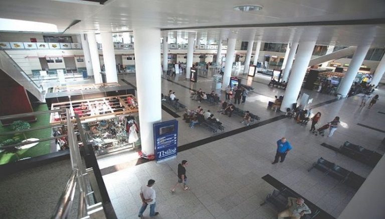 Gürcistan uluslararası uçuşları ikinci kez erteledi