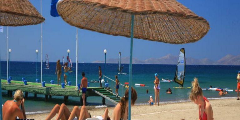 Rus ve Türk havayolu şirketleri yarından itibaren Türkiye’ye uçuşlara başlıyor