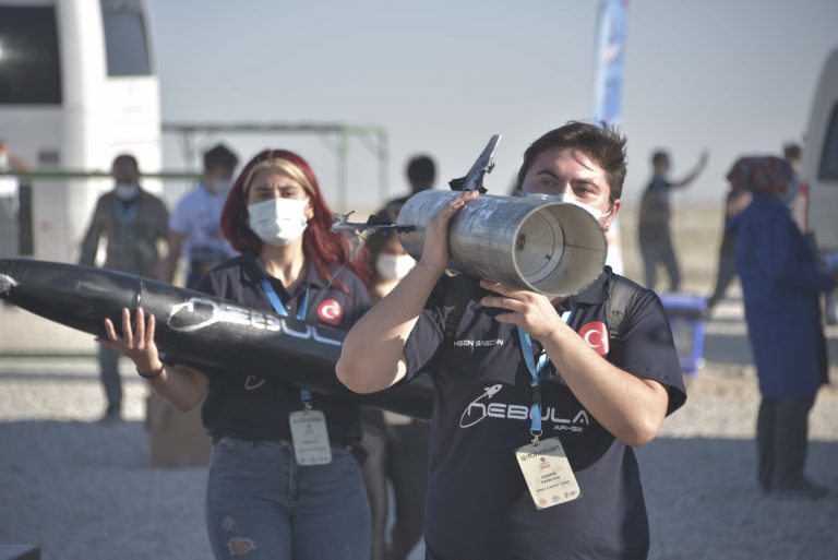 Roketsan Roket Yarışması’nın kazananları açıklandı