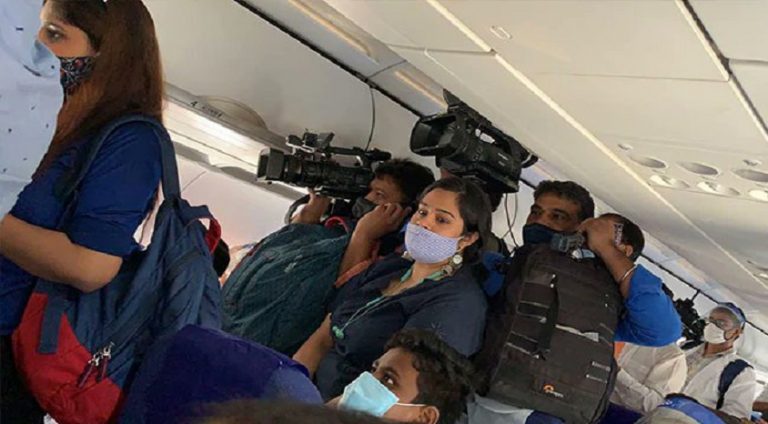 Medyanın uçaktaki tacizine uyarı geldi