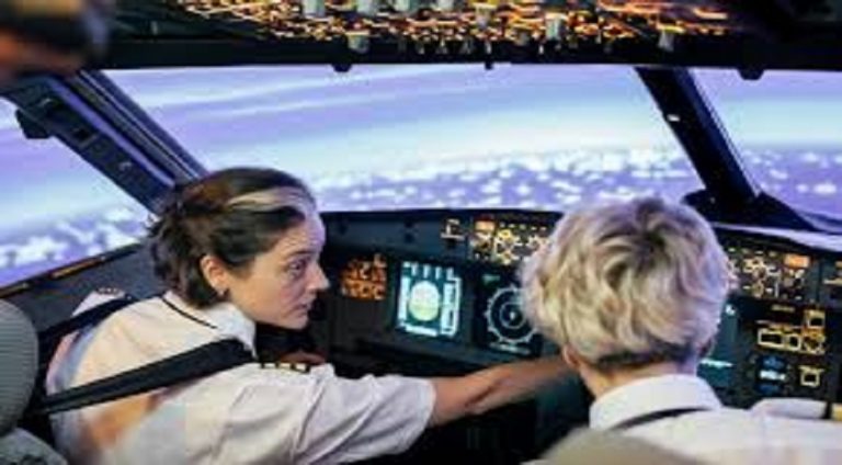 Havayolu işten çıkarmalarında kadın pilotlar başı çekiyor