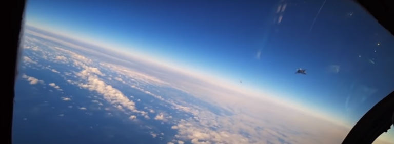 Rus MiG-31 uçağının Stratosfer’deki manevraları görüntülendi