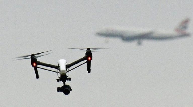Gatwick Havalimanı’ndaki İHA’nın gizemi çözülemedi