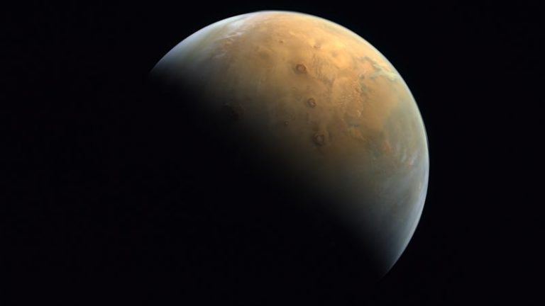 Hope’un Mars fotoğrafı, Dünya’ya ulaştı