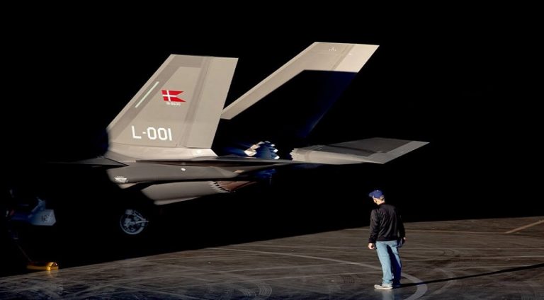 Danimarka Hava Kuvvetleri ilk F-35 savaş uçağını teslim aldı