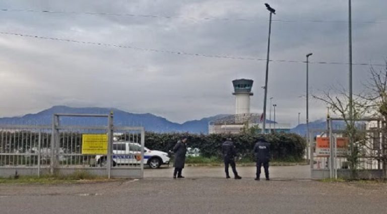 Arnavutluk’ta hava trafik kontrolörlerinin iş durdurma eylemi sona erdi, uçuşlar devam ediyor