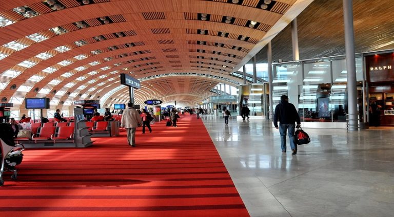 Fransa’dan Türkiye’den dönenlere 10 gün karantina