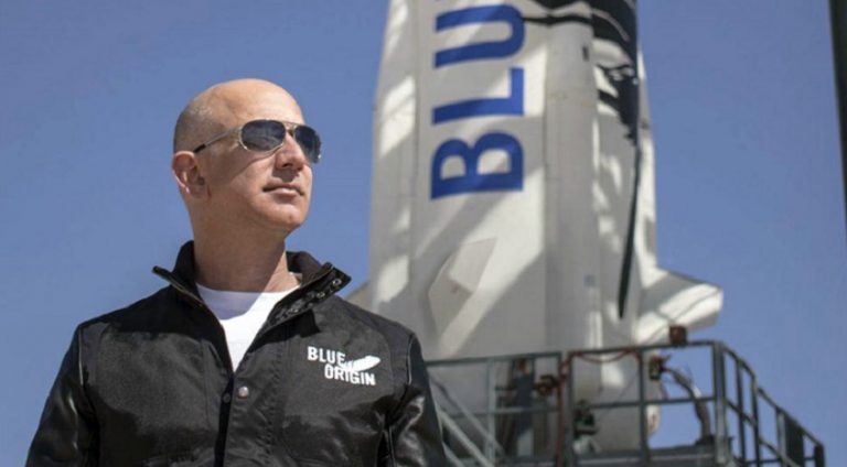 Jeff Bezos uzay yolculuğuna hazır