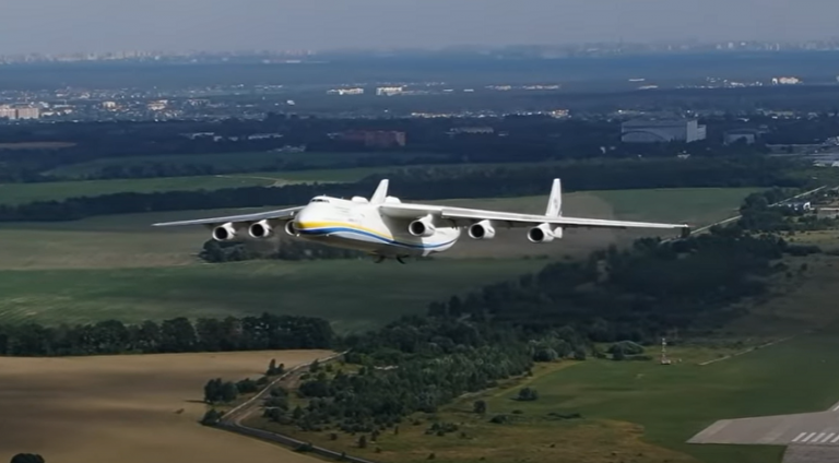 An-225 Mriya’nın selamı böyle olur (video)