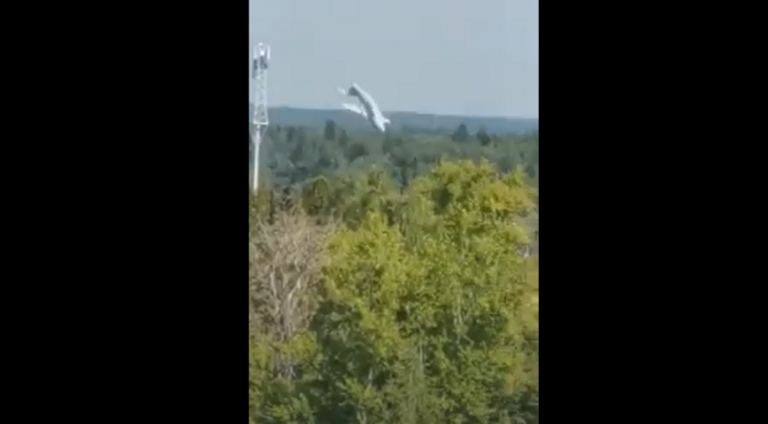 Rusya’da Ilyushin Il-112 askeri nakliye uçağı düştü (video)