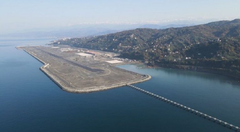 Rize-Artvin Havalimanı’nda inşaat hızla devam ediyor