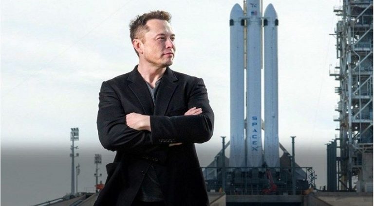 Elon Musk, roket yakalama kolları olan Starship fırlatma kulesinin görüntülerini paylaştı